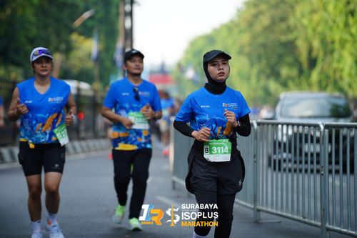 Race photo from SURABAYA ISOPLUS MARATHON 2025