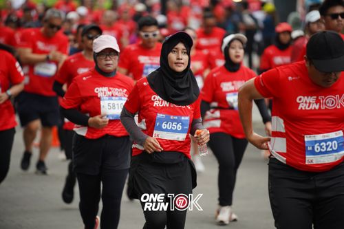 Race photo from ONE RUN 10K 2025
