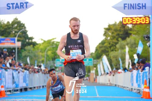 Race photo from Jabar Run 10K 2024