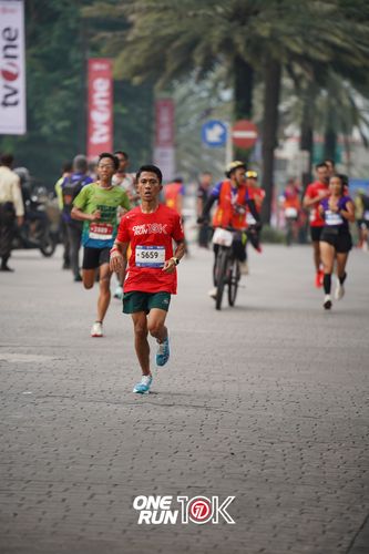 Race photo from ONE RUN 10K 2025