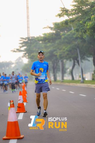 Race photo from ISOPLUS RUN 2025 - JAKARTA