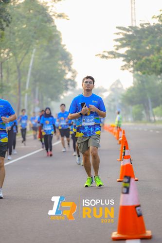 Race photo from ISOPLUS RUN 2025 - JAKARTA