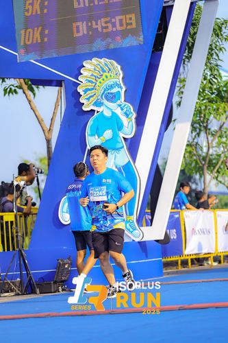 Race photo from ISOPLUS RUN 2025 - JAKARTA