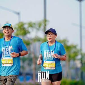 Race photo from YUK TRAVEL RUN