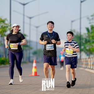 Race photo from YUK TRAVEL RUN