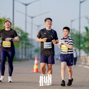 Race photo from YUK TRAVEL RUN