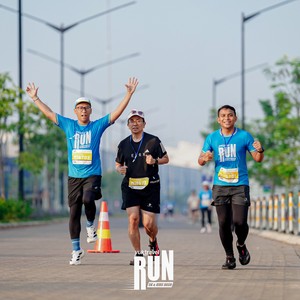 Race photo from YUK TRAVEL RUN