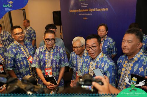 Race photo from Telin Batic 2024 Photo Search