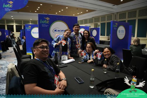 Race photo from Telin Batic 2024 Photo Search
