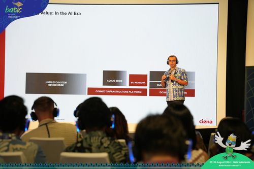 Race photo from Telin Batic 2024 Photo Search