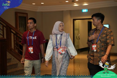 Race photo from Telin Batic 2024 Photo Search