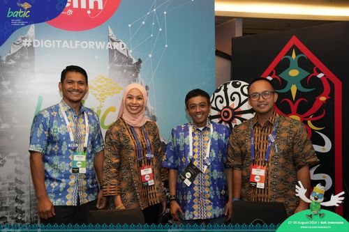 Race photo from Telin Batic 2024 Photo Search