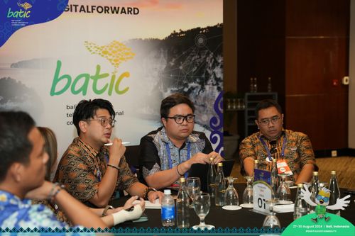 Race photo from Telin Batic 2024 Photo Search