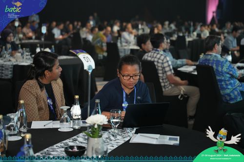 Race photo from Telin Batic 2024 Photo Search