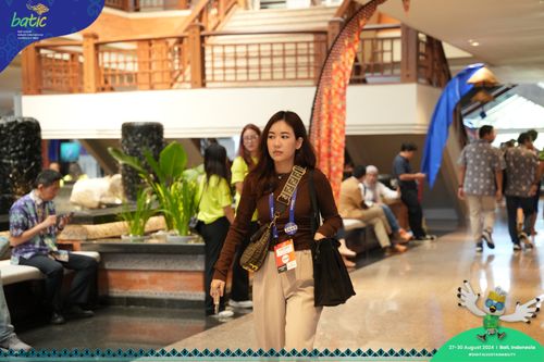 Race photo from Telin Batic 2024 Photo Search