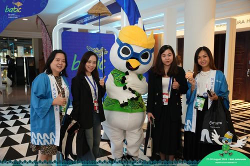 Race photo from Telin Batic 2024 Photo Search