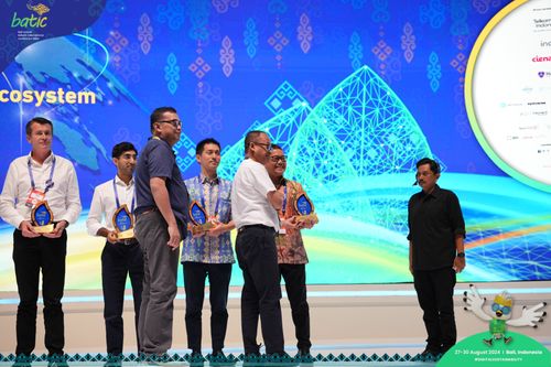Race photo from Telin Batic 2024 Photo Search