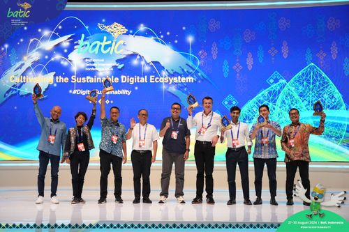 Race photo from Telin Batic 2024 Photo Search