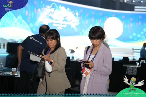 Race photo from Telin Batic 2024 Photo Search