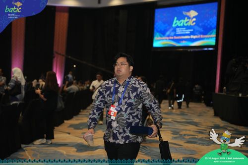 Race photo from Telin Batic 2024 Photo Search