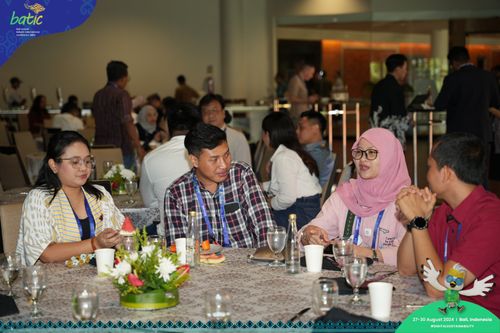 Race photo from Telin Batic 2024 Photo Search