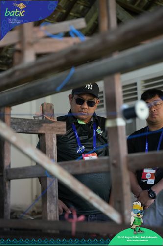 Race photo from Telin Batic 2024 Photo Search