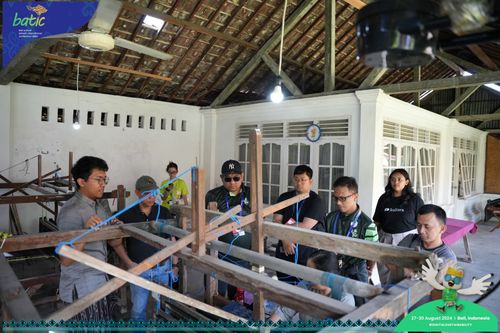 Race photo from Telin Batic 2024 Photo Search