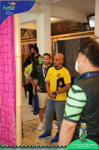Race photo from Telin Batic 2024 Photo Search