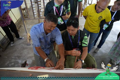 Race photo from Telin Batic 2024 Photo Search