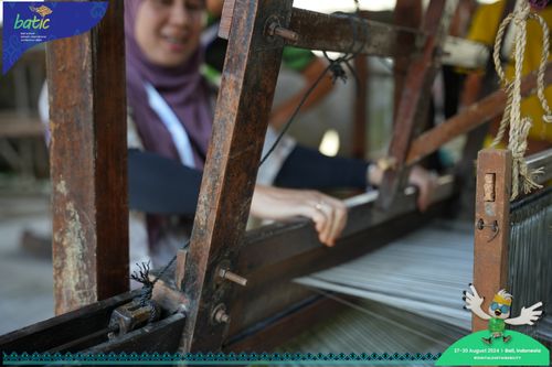 Race photo from Telin Batic 2024 Photo Search