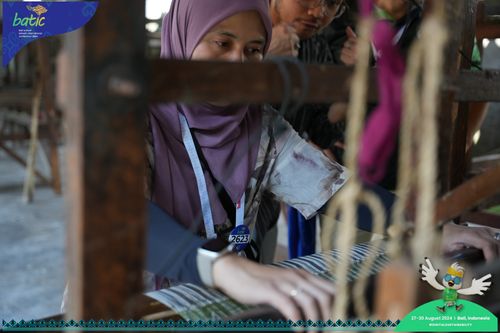 Race photo from Telin Batic 2024 Photo Search