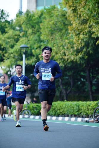 Race photo from KEMLU RUN 2025