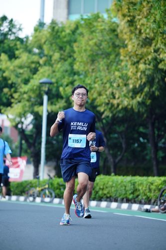 Race photo from KEMLU RUN 2025