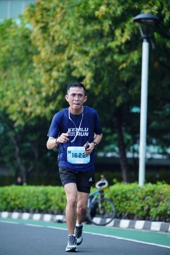 Race photo from KEMLU RUN 2025