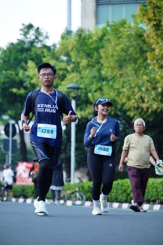 Race photo from KEMLU RUN 2025