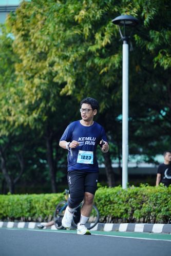 Race photo from KEMLU RUN 2025