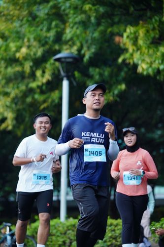 Race photo from KEMLU RUN 2025