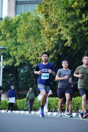 Race photo from KEMLU RUN 2025
