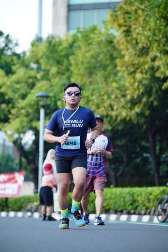 Race photo from KEMLU RUN 2025