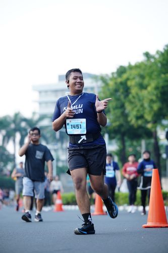 Race photo from KEMLU RUN 2025