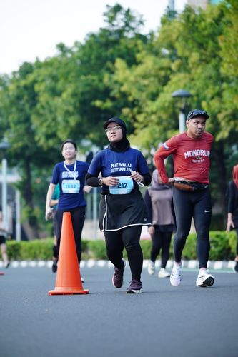 Race photo from KEMLU RUN 2025