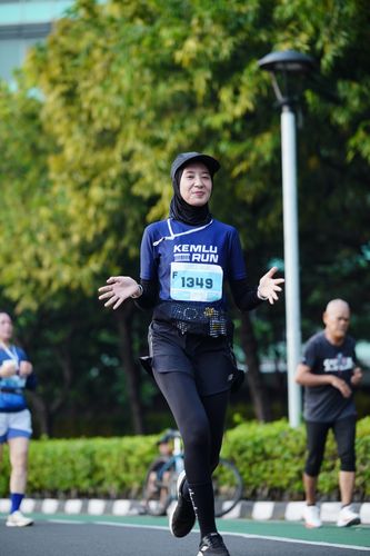 Race photo from KEMLU RUN 2025