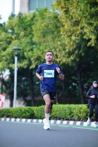 Race photo from KEMLU RUN 2025