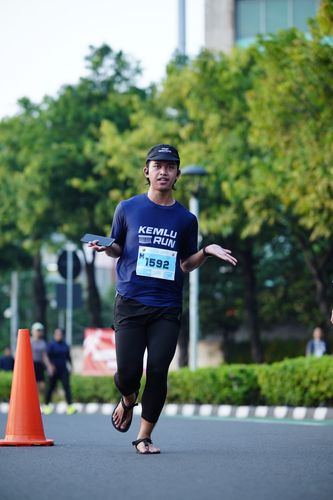 Race photo from KEMLU RUN 2025