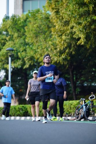 Race photo from KEMLU RUN 2025