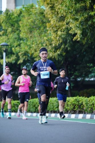 Race photo from KEMLU RUN 2025