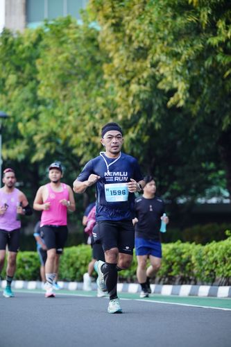 Race photo from KEMLU RUN 2025