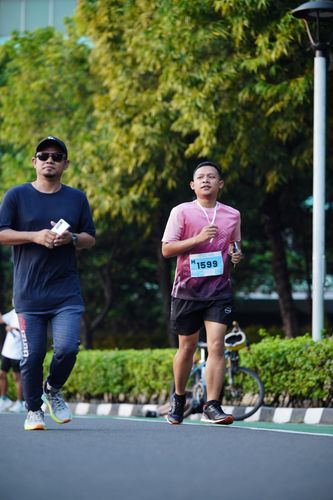 Race photo from KEMLU RUN 2025