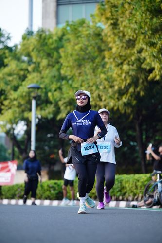 Race photo from KEMLU RUN 2025