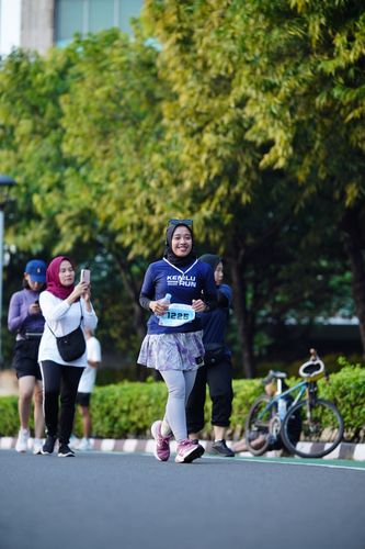 Race photo from KEMLU RUN 2025